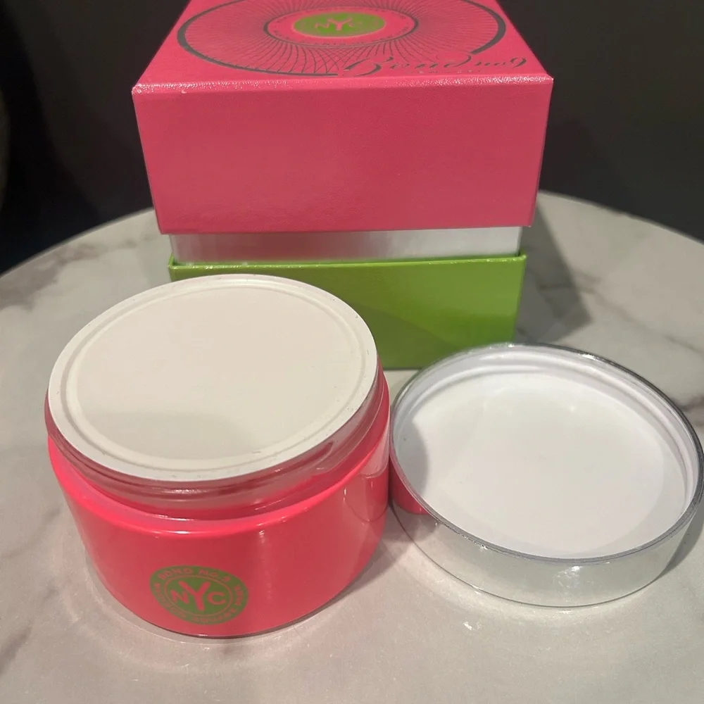 Bond No.9 Madison square park body silk NYC - Picture 2 of 5